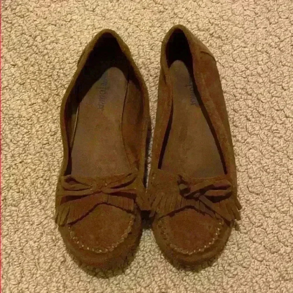 Minnetonka moccasins - Picture 2 of 6